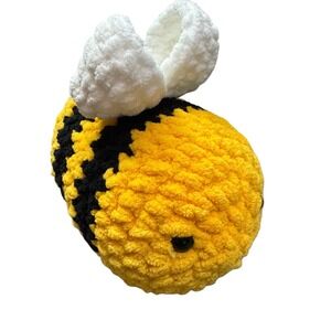 Bumble Bee Soft Stuffed Chunky Crochet Plushie 7"X5" Bumblebee Cute